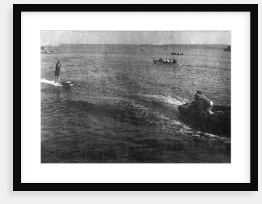 Water skiing by Anonymous