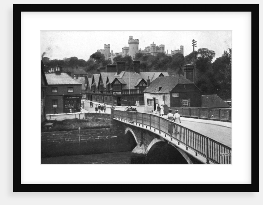 Arundel Castle and bridge, Arundel, West Sussex by Anonymous
