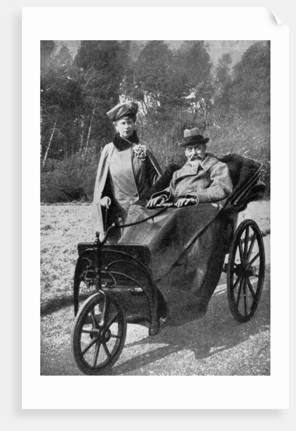 King George V and Queen Mary at Craigwell House, Aldwick, near Bognor Regis by Anonymous