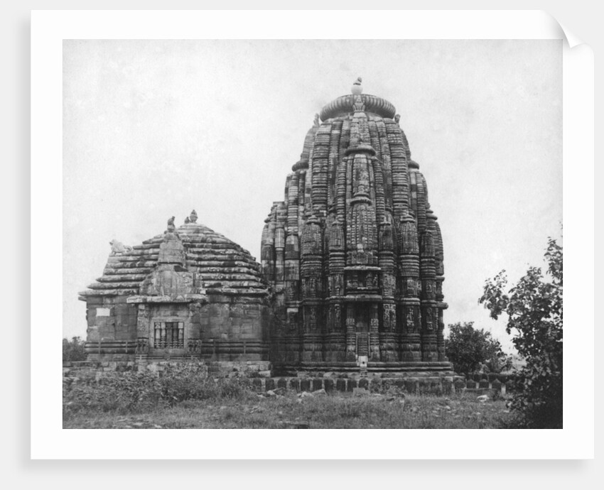 Lingaraj temple, Bhubaneswar, Orissa,  India by FL Peters