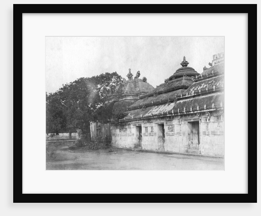 Lingaraj temple, Bhubaneswar, Orissa,  India by FL Peters