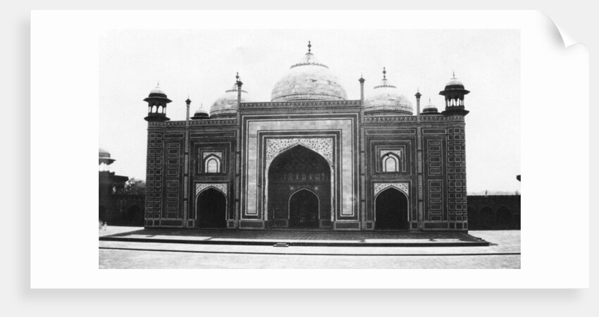 Taj Mahal mosque (or masjid), Agra, India by Anonymous