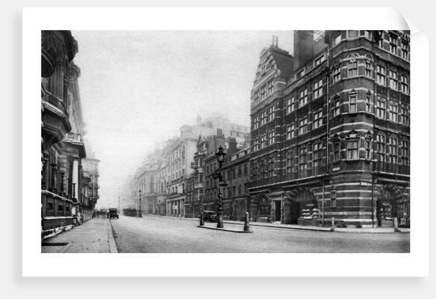 St James's Street, London by Anonymous