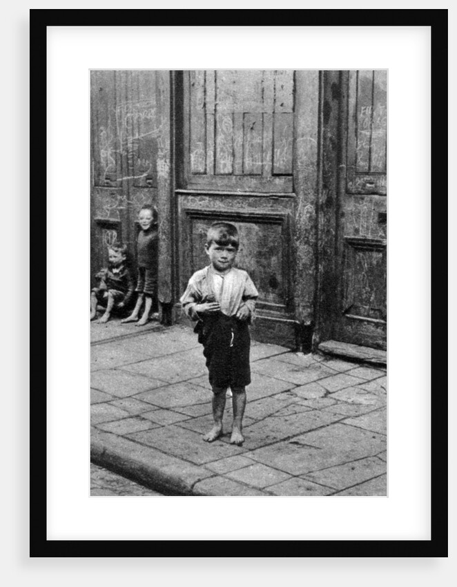 An East End child, London by Anonymous