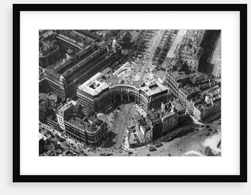 Crowds gathering in The Mall for the trooping of the colour, London by Anonymous