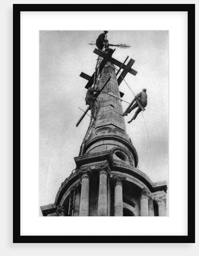 Steeplejacks on the spire of All Saints Church, Poplar, London by Anonymous