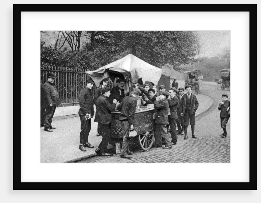 Italian ice cream or 'hoky' seller, London, early 1900s by Taylor