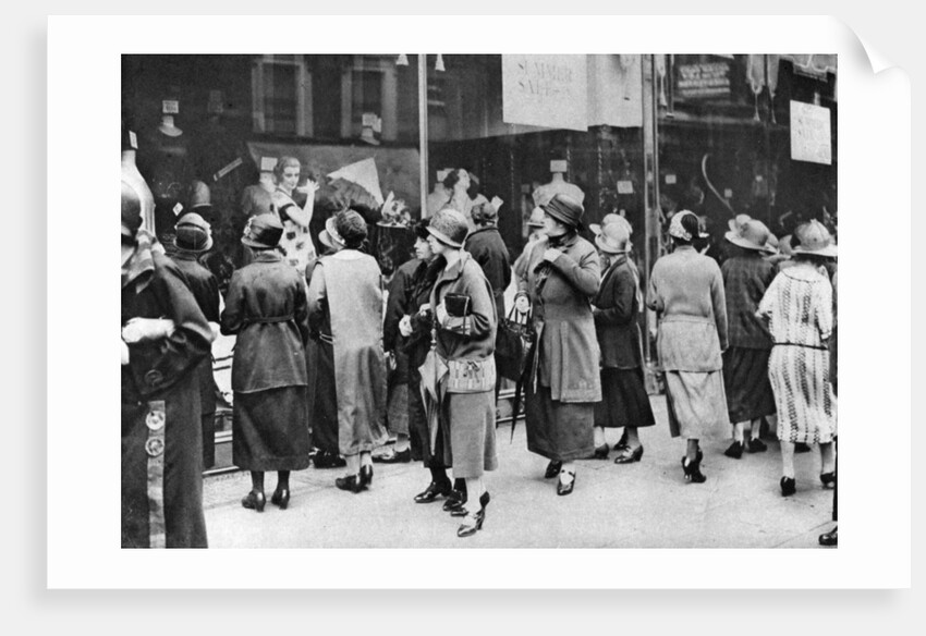 Shoppers in Kensington High Street, London by Anonymous
