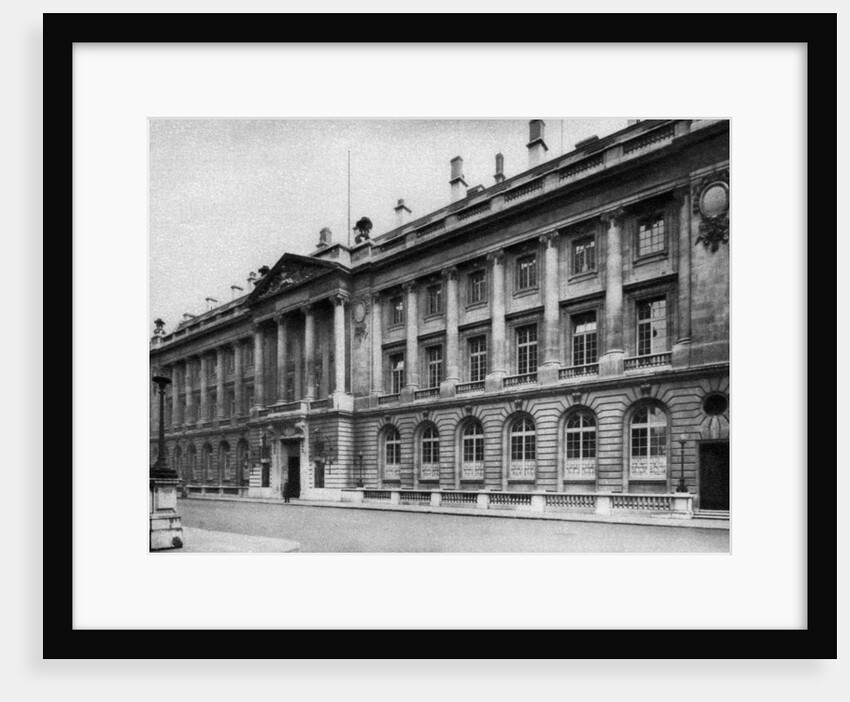 The Royal Automobile Club, Pall Mall, London by Joel
