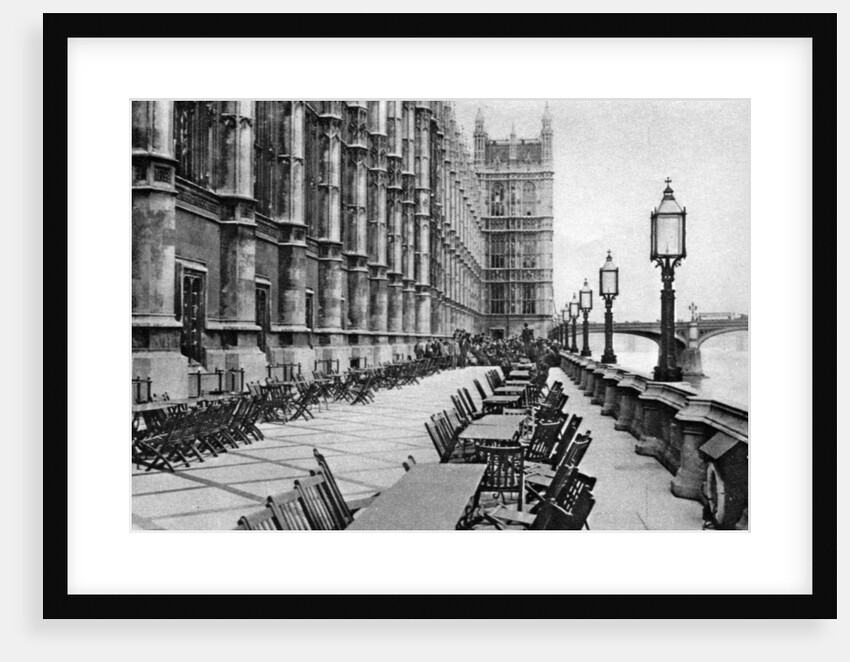 The terrace of the House of Commons, London by Anonymous