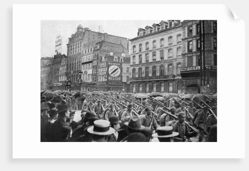 The German army marching through Brussels, First World War by Anonymous