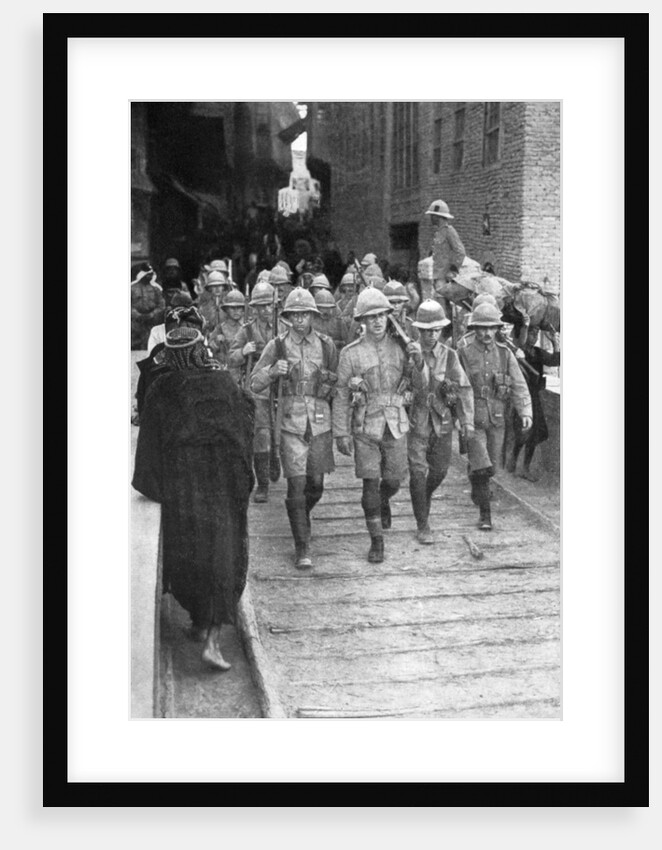 British troops on the way to Baghdad, First World War by Anonymous