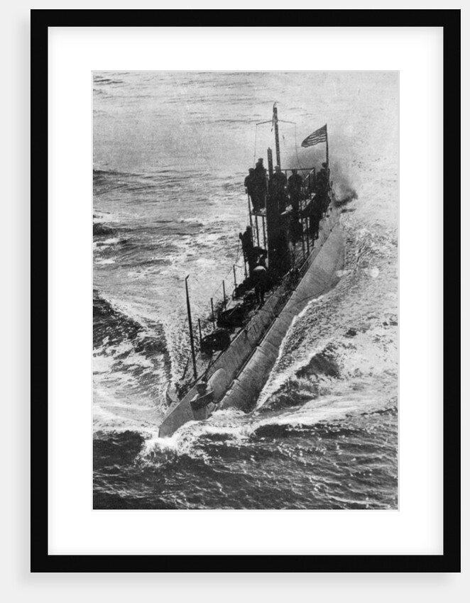 American submarine 'Preparedness' at full speed, First World War by Anonymous