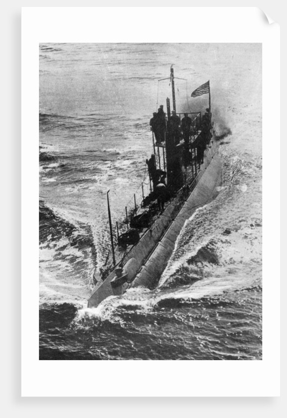American submarine 'Preparedness' at full speed, First World War by Anonymous