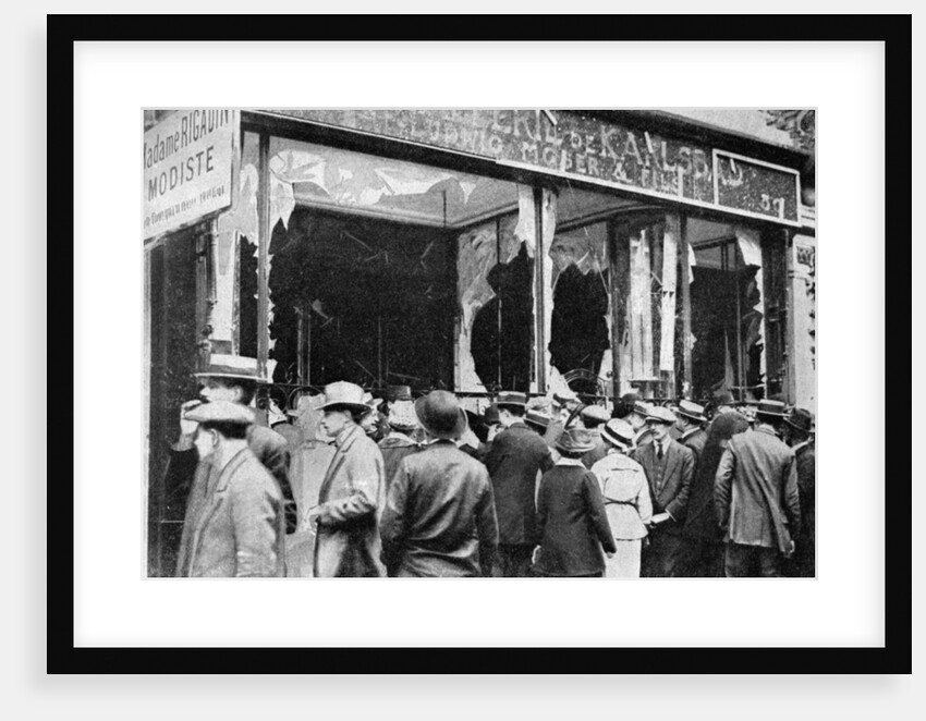 Damaged Austrian jewellers' shop, Paris, First World War by Anonymous