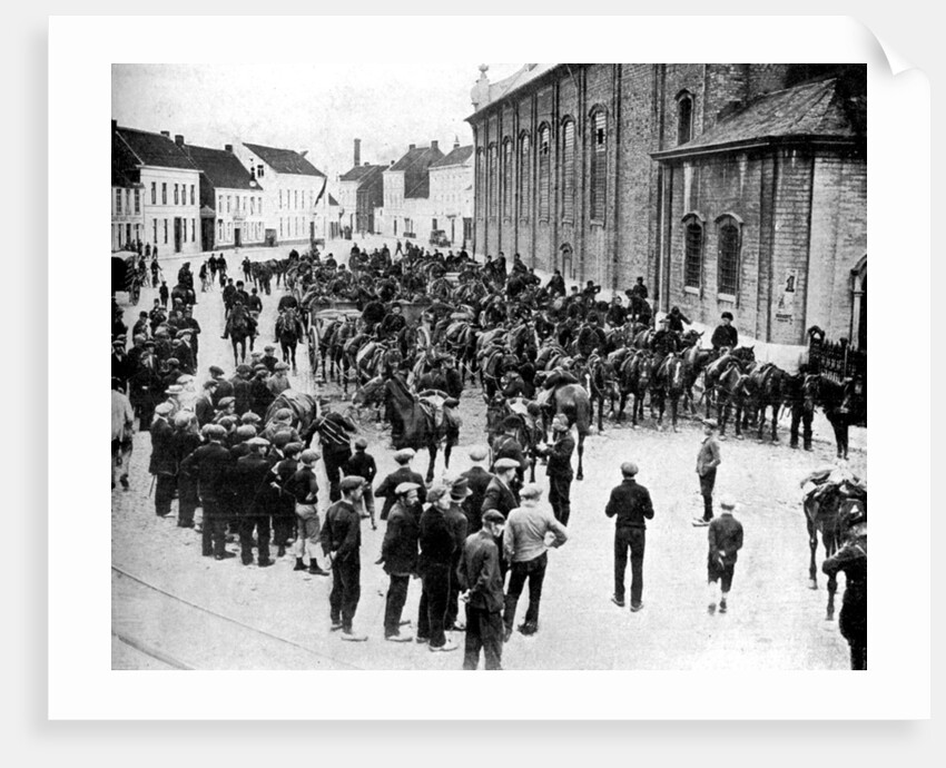 Belgian guns, made by Krupp, preparing for battle near Ghent, Belgium, First World War by Anonymous