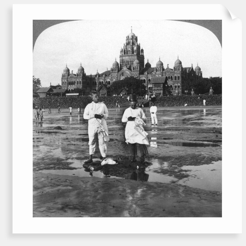 Parsis worshipping the New Moon, Bombay, India by Underwood & Underwood