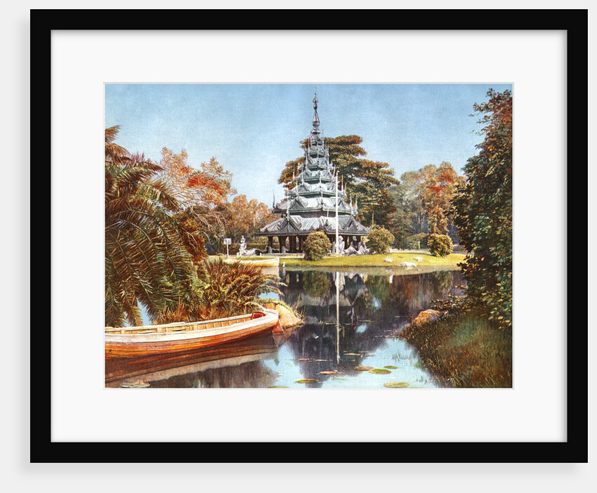 The Pagoda, Eden Gardens, Calcutta, India by Anonymous