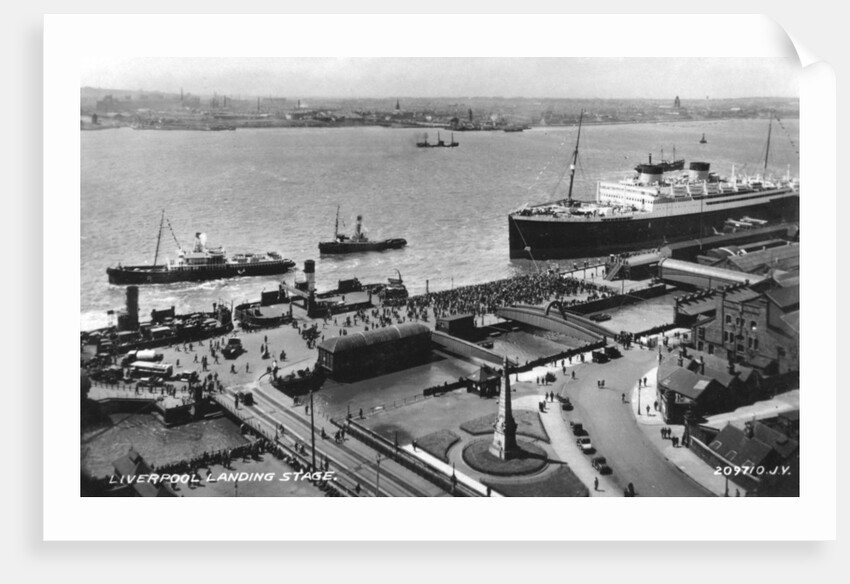 The landing stage at Liverpool docks, Merseyside by Anonymous