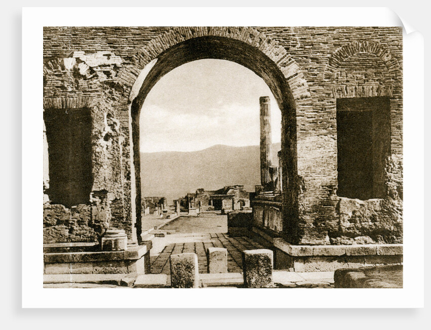 Arco di Nerone, Pompeii, Italy by Anonymous