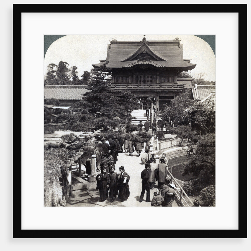 Main gateway to Kameido Temple, Tokyo, Japan by Underwood & Underwood