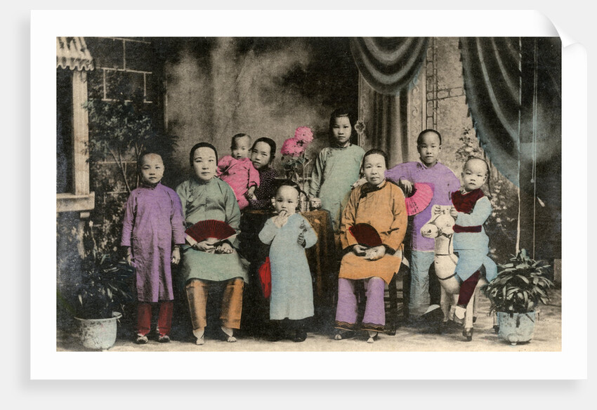 Chinese family, Hong Kong by Anonymous