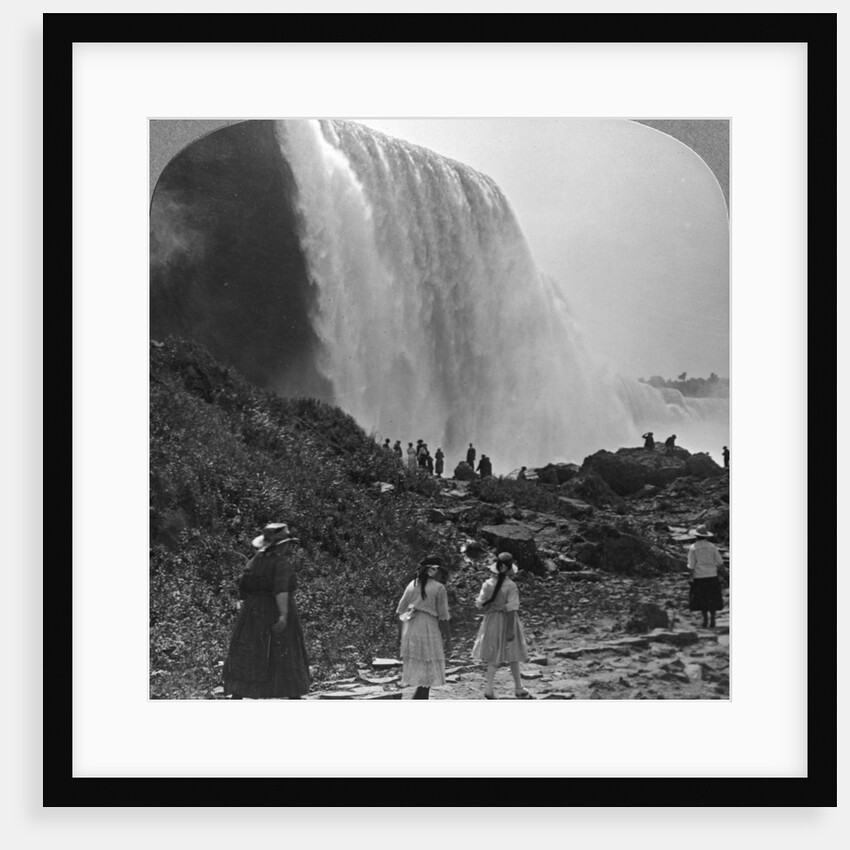 American Falls, Niagara Falls, New York, USA by Realistic Travels Publishers