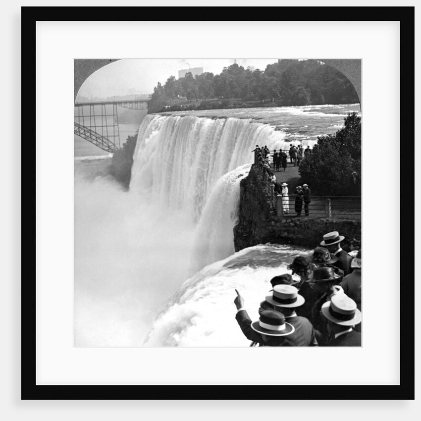 Niagra Falls from Goat Island, New York, USA by Realistic Travels Publishers