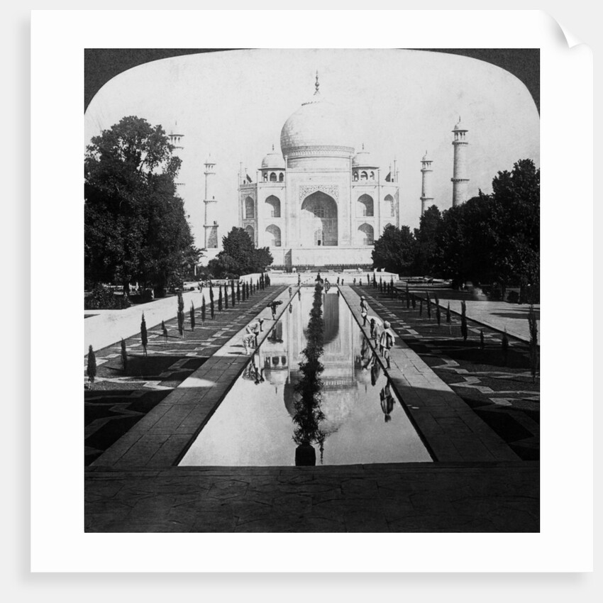 Taj Mahal, Agra, Uttar Pradesh, India by Underwood & Underwood