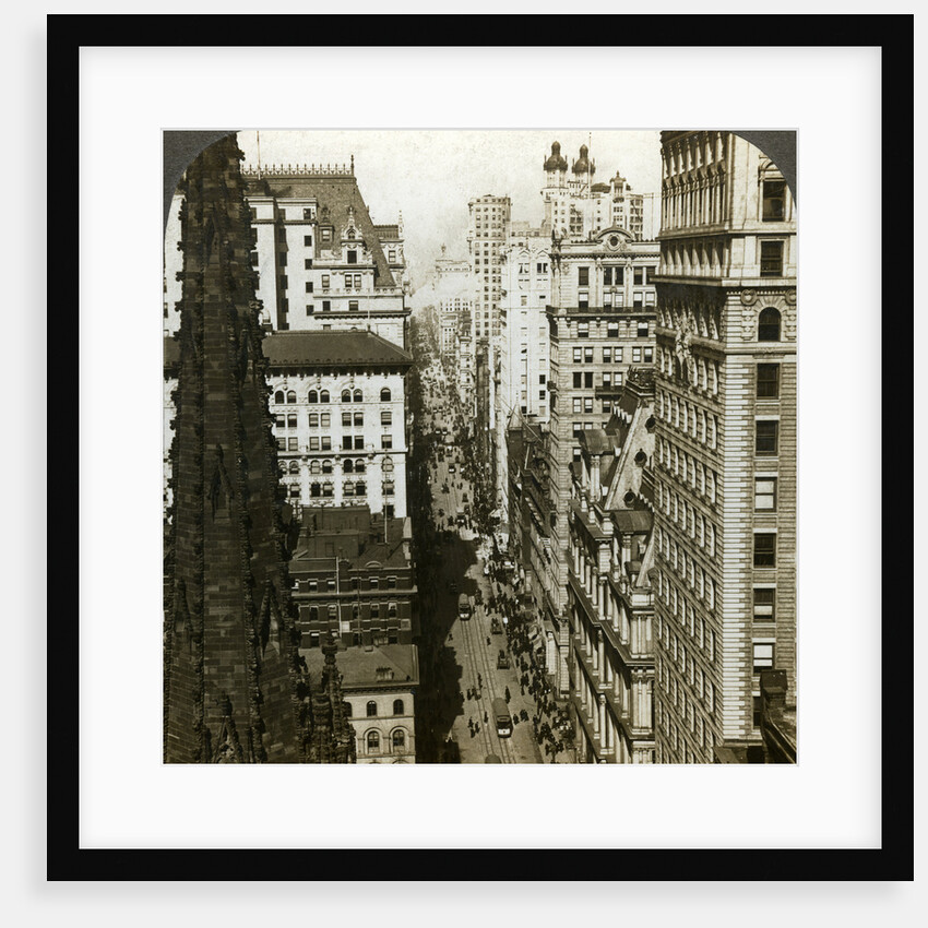 Trinity Church and Broadway, New York, USA by Underwood & Underwood