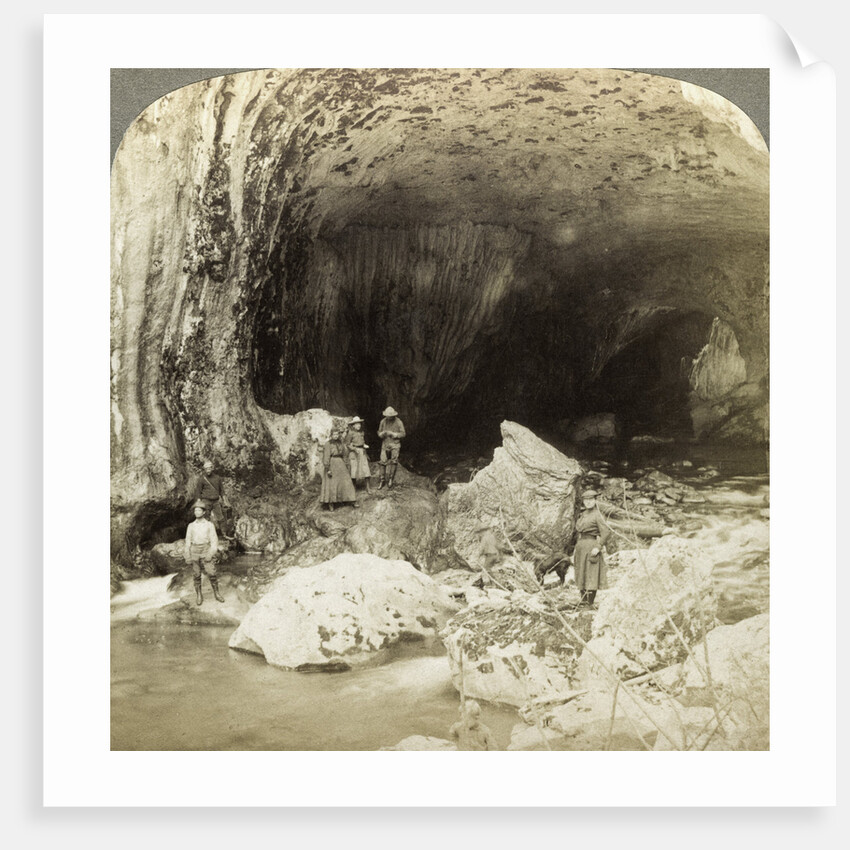 Natural bridge, Warm Spring Creek, Wyoming, USA by Underwood & Underwood