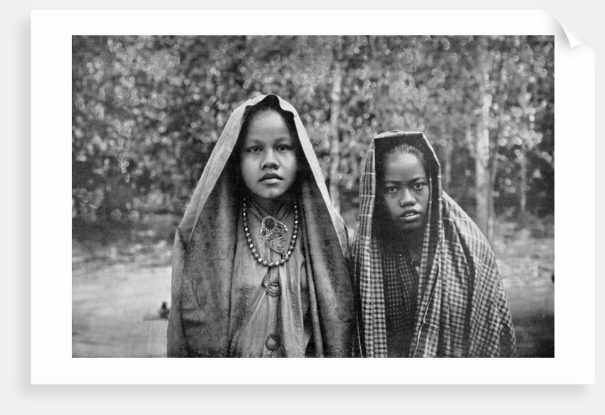 Malay girls, Sumatra, Indonesia by Anonymous