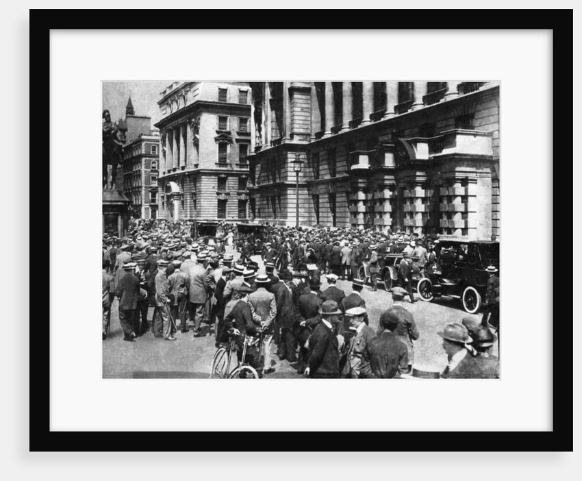 Crowds wait in London to see if there will be war, 4th August 1914 by Fox