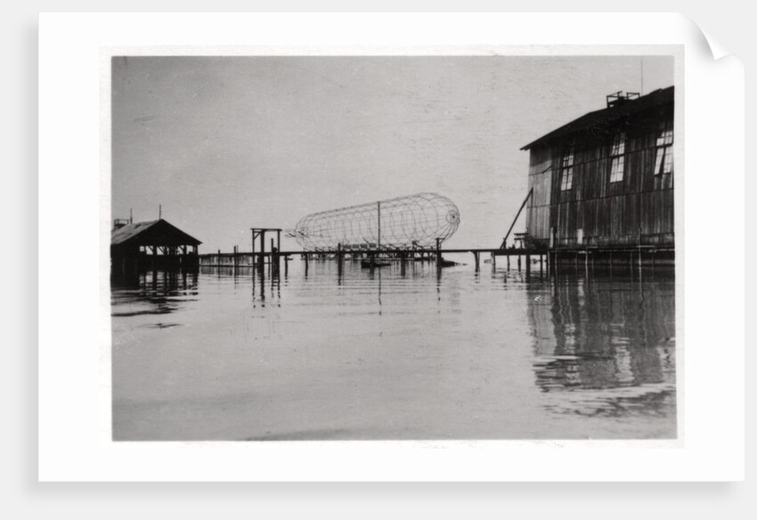 Zeppelin LZ 6 under construction, Germany by Anonymous
