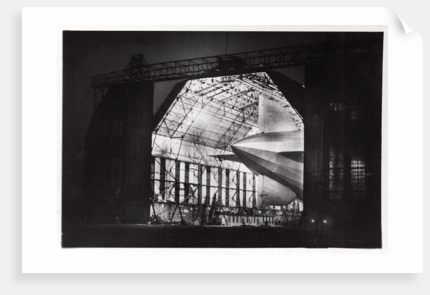 Preparations for a night flight, Zeppelin LZ 127 'Graf Zeppelin' by Anonymous