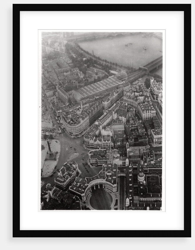 Aerial view of Trafalgar Square, London, from a Zeppelin by Anonymous