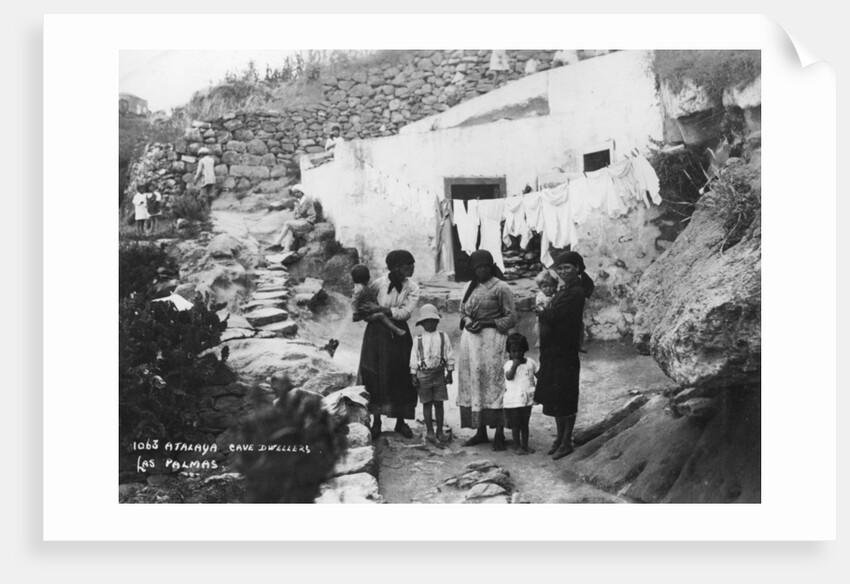 Cave dwellers, Atalaya, Las Palmas, Gran Canaria, Canary Islands, Spain by Anonymous