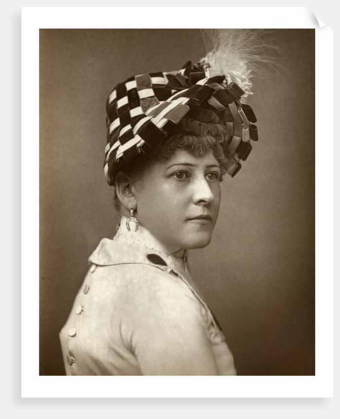 Kate Munroe, actress by St James's Photographic Co