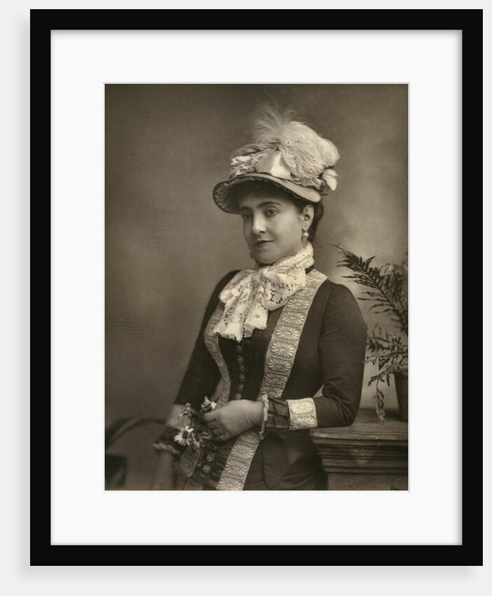 Adelina Patti, Italian opera diva by London Stereoscopic & Photographic Co