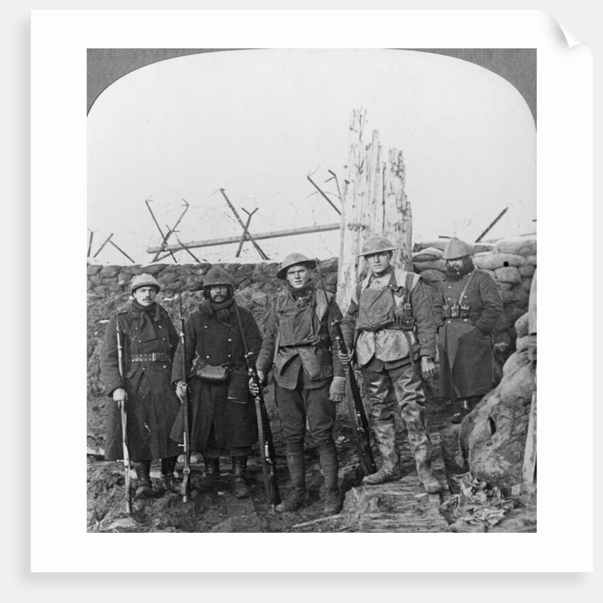 Lewis machine gunners, Hollebeke, Belgium, World War I by Realistic Travels Publishers