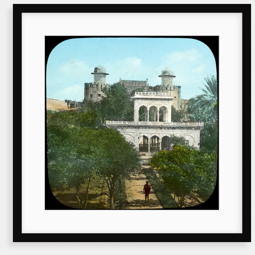 Marble pavilion in the Fort Gardens, Lahore, India by Anonymous