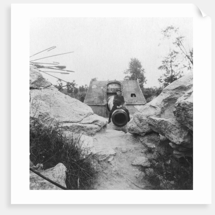 Langer Max, German rail mounted siege gun, Moere, near Ostend, Belgium, World War I by Nightingale & Co