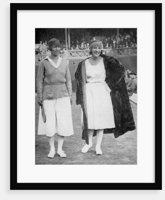 Mrs Mallory (left) and Suzanne Lenglen before their famous first final at the 'new' Wimbledon by Tropical Press