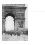 Grand victory parade, Arc de Triomphe, Paris, France by Anonymous