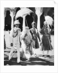 The Begum of Bhopal escorts the Prince of Wales to the Durbar Hall, India by Anonymous