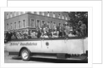 Open-topped people carrier by Anonymous