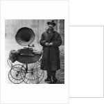 Kerb-side gramophone-player, Holborn, London by Anonymous