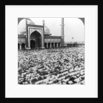 Praying at Jumma Musjid, Delhi, India by Underwood & Underwood