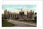 Trinity College fountain, Cambridge, Cambridgeshire by Anonymous