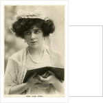 Hilda Coral, British actress by Lallie Charles